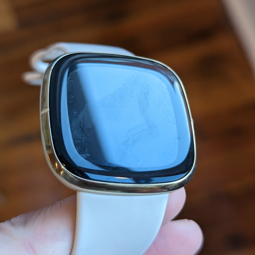 Fitbit Sense - Picture 4 of 9